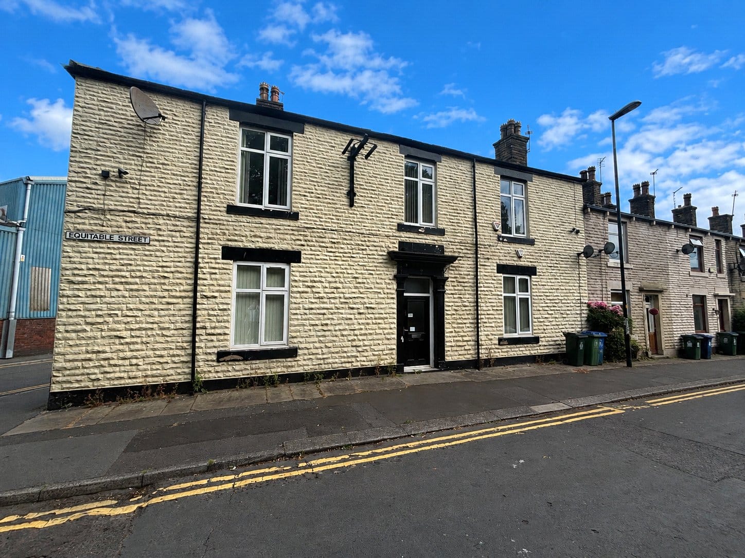 Two Bedrooms / Two Bedrooms / Unfurnished